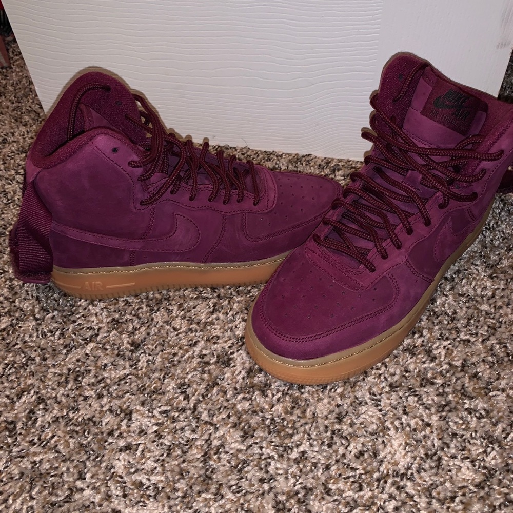 Nike suede purple forces